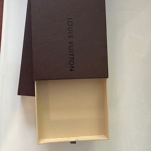 Authentic LOUIS VUITTON Tie Box